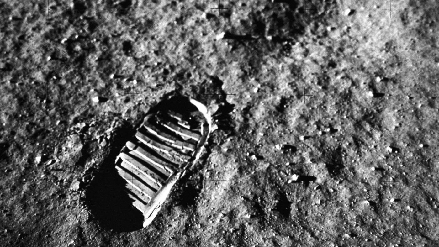 Who Are The 12 Men Who Walked On The Moon Wttw Chicago